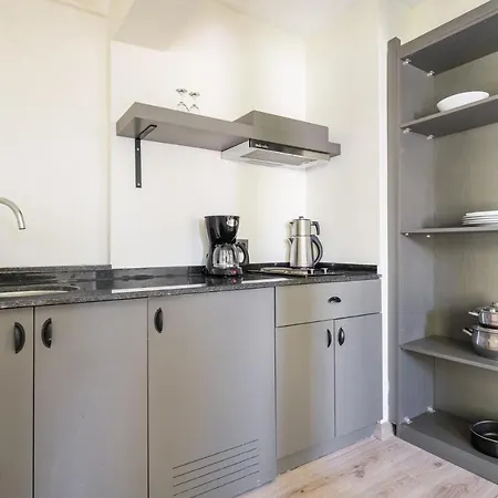 Delightful Flat Near Hadrians Gate